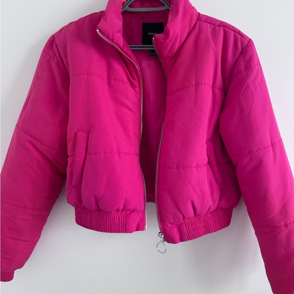 Forever 21 Fuchsia Pink Cropped Puffer Jacket